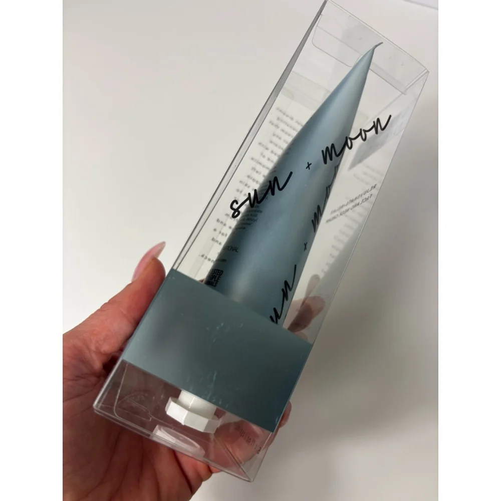 Sun + Moon Face and Neck Cream 5.1 fl oz Blue New In Box